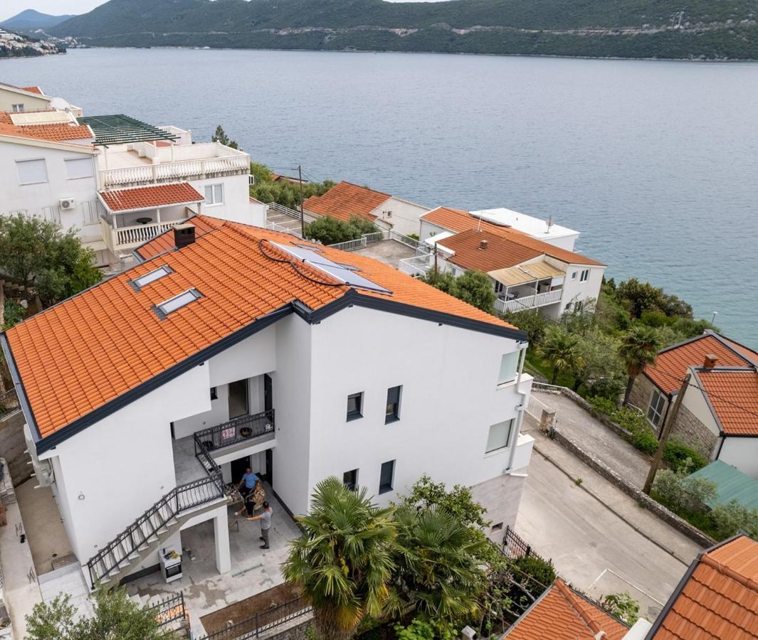 Villa Emina Sa Privatnom Plazom I Parkingom ネウム エクステリア 写真