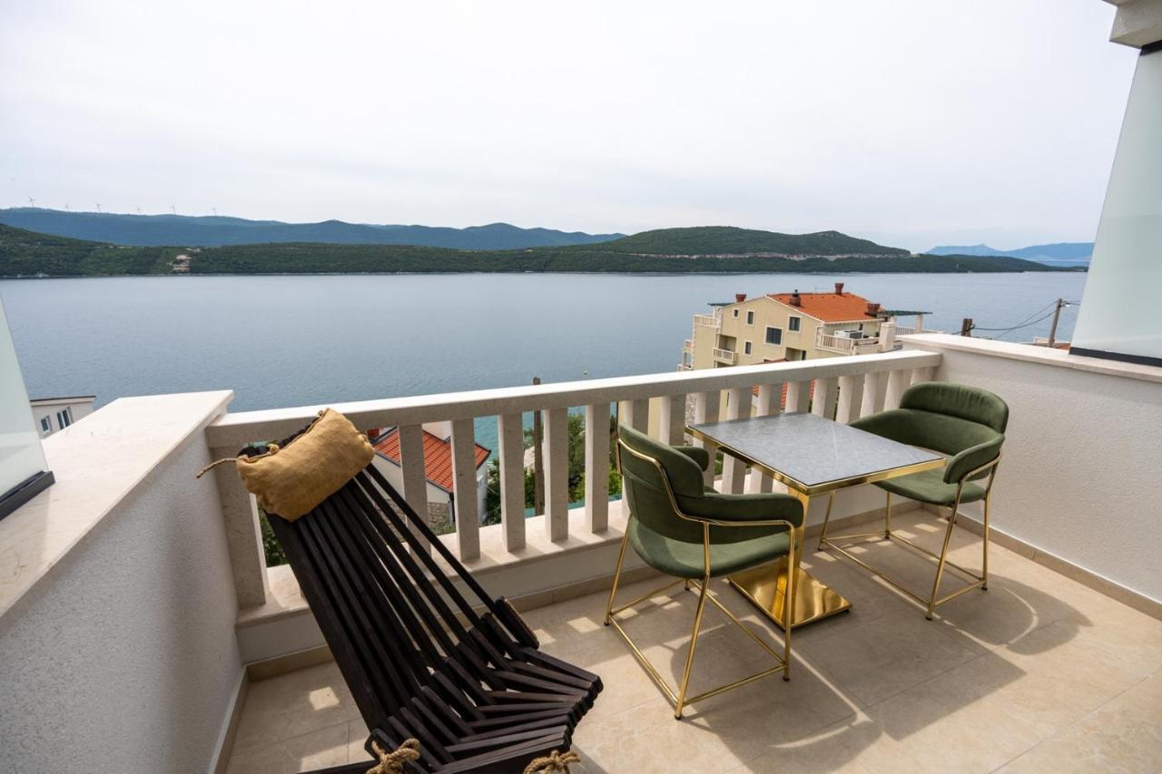 Villa Emina Sa Privatnom Plazom I Parkingom ネウム エクステリア 写真