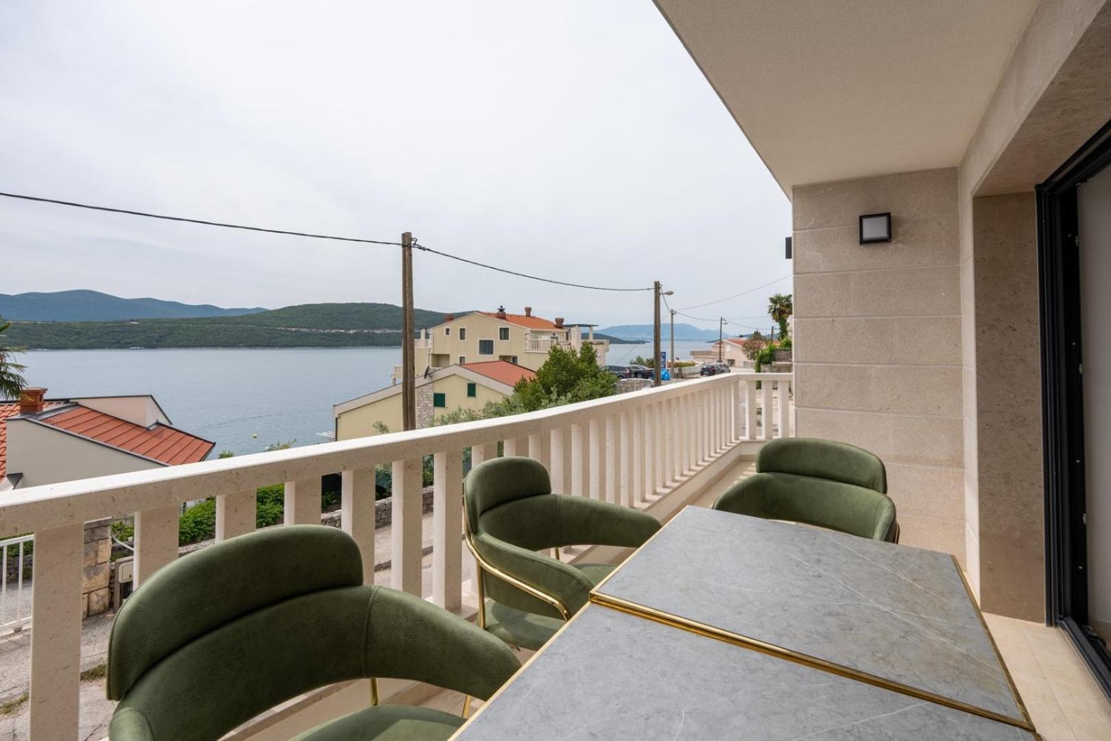 Villa Emina Sa Privatnom Plazom I Parkingom ネウム エクステリア 写真
